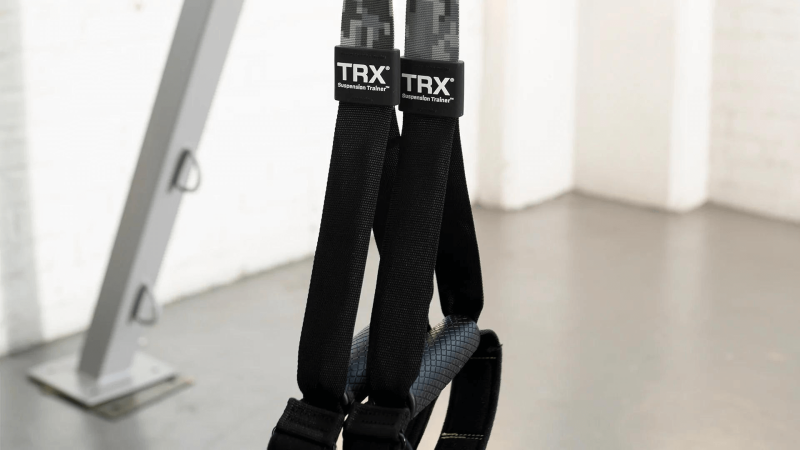 TRX PRO 4 piekares sistēmas komplekts CAMO krāsā