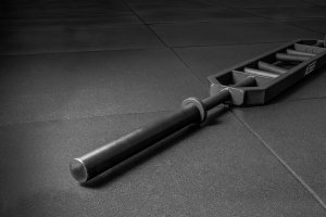 SWAT BAR - 84" Speciality Bar (215 cm.) - 30 Kg. SWAT BAR - 84" Speciality Bar (215 cm.) - 30 Kg.